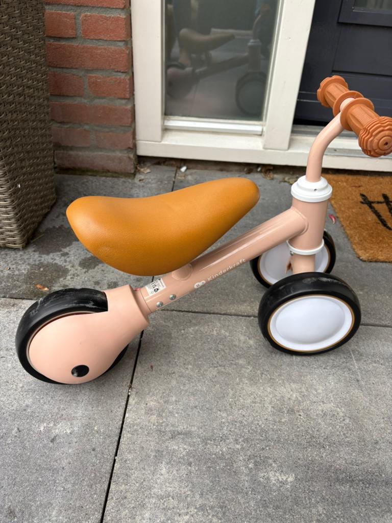 Kinderkraft cutie driewieler loopfiets, Ophalen of Verzenden, Zo goed als nieuw