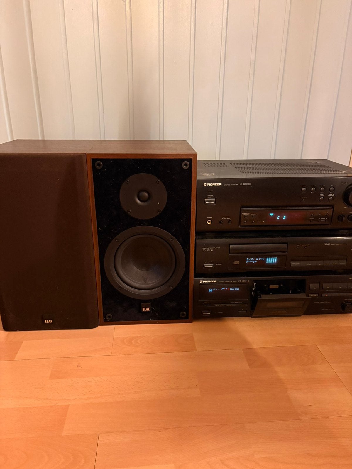 Elac & Pioneer setreo set, Ophalen of Verzenden, Zo goed als nieuw, Pioneer