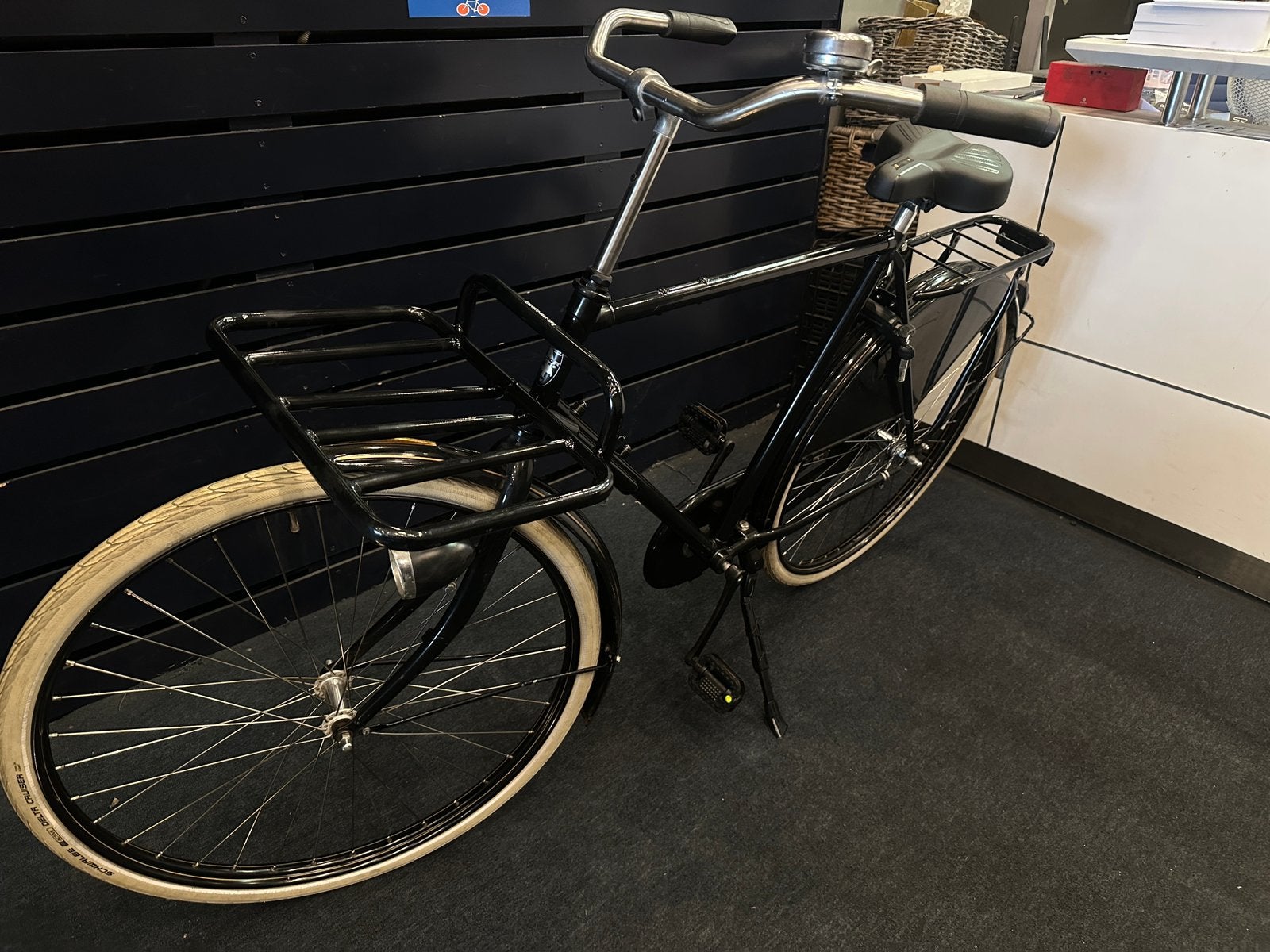 Net azor new orlean transporter terugtrap rem 61cm / gazelle, Terugtraprem, Zo goed als nieuw, 61 tot 65 cm, Ophalen