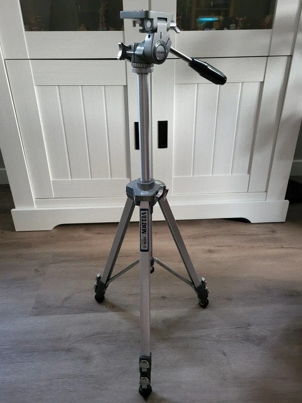 Velbon statief, Zo goed als nieuw, Minder dan 150 cm, Met balhoofd, Ophalen of Verzenden