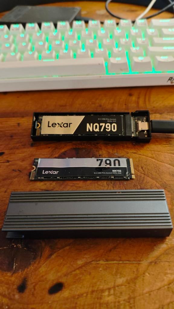 Lexar 2 TB en 1 TB . 7600 mb/sc NVME met externe behuizing c, Computers en Software, Harde schijven, Intern, 2TB, Verzenden, SSD