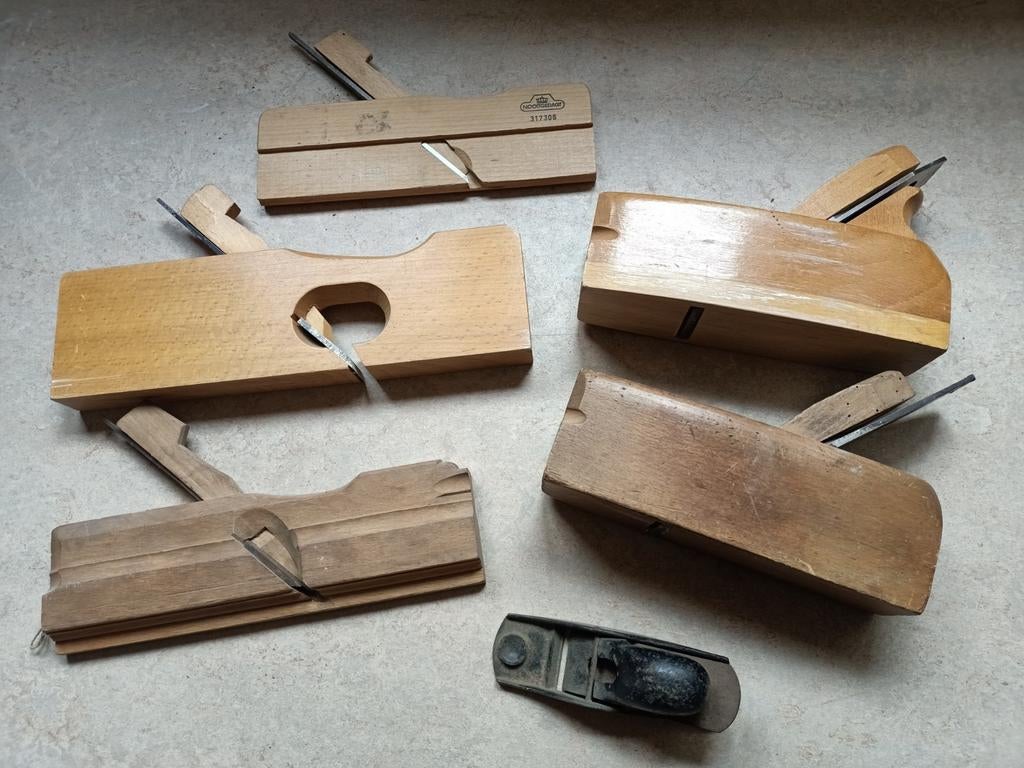 Houten blokschaven (Nooitgedagt) + 1 antiek metalen schaafje, Ophalen of Verzenden, Gebruikt