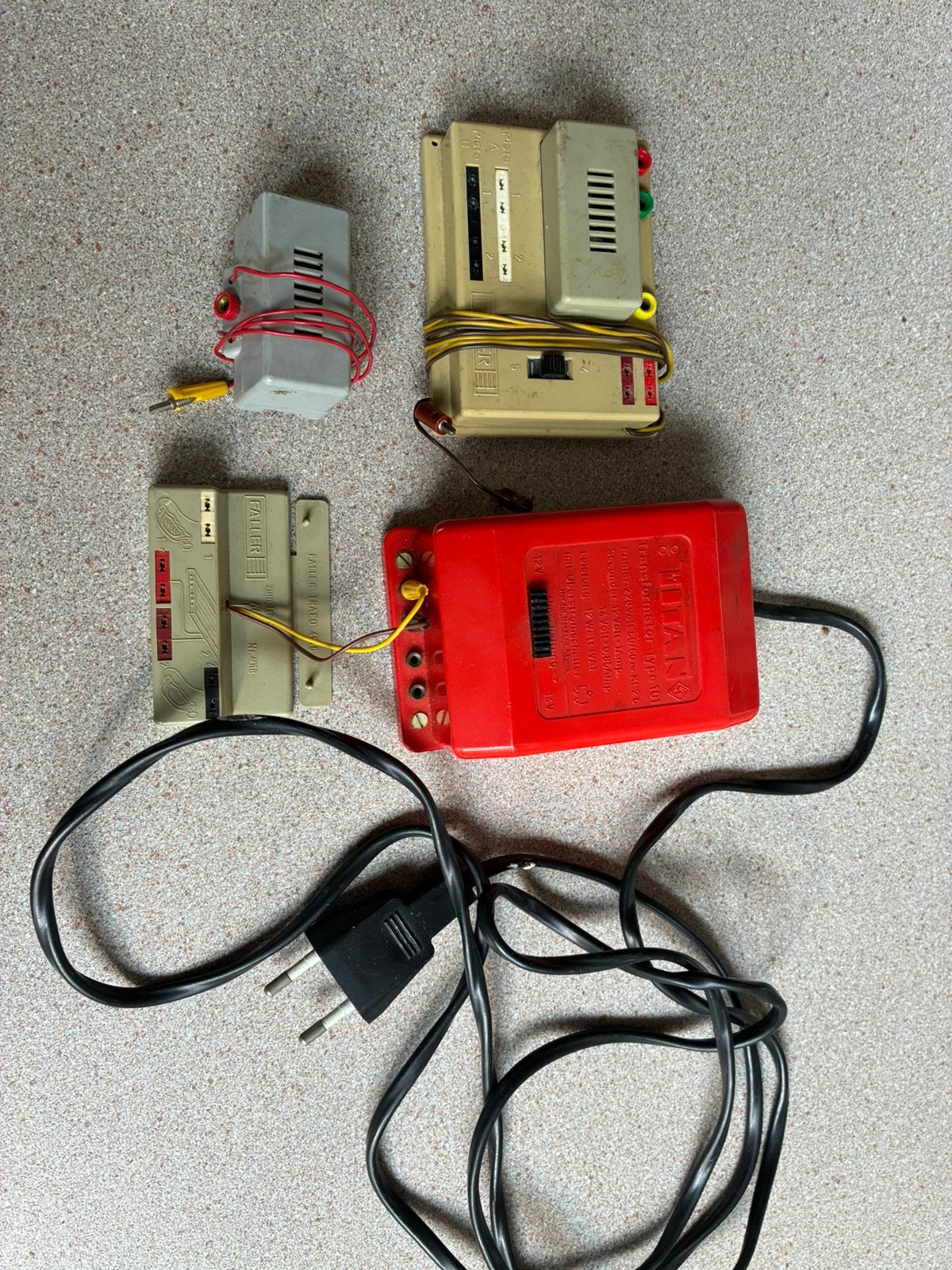 Faller AMS. Stroomvoorziening, Kinderen en Baby's, Ophalen of Verzenden, Zo goed als nieuw, Elektrisch, Hot Wheels