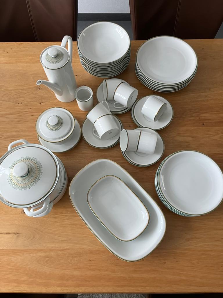 Arzberg eetservies, Huis en Inrichting, Keuken | Servies, Ophalen, Zo goed als nieuw, Effen, Porselein