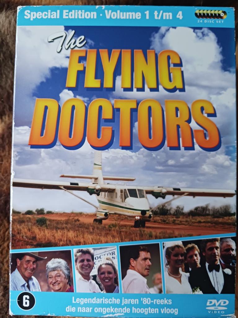 The Flying Doctors Special Edition - Volumes 1 t/m 4, Cd's en Dvd's, Dvd's | Tv en Series, Alle leeftijden, Boxset, Drama, Ophalen of Verzenden