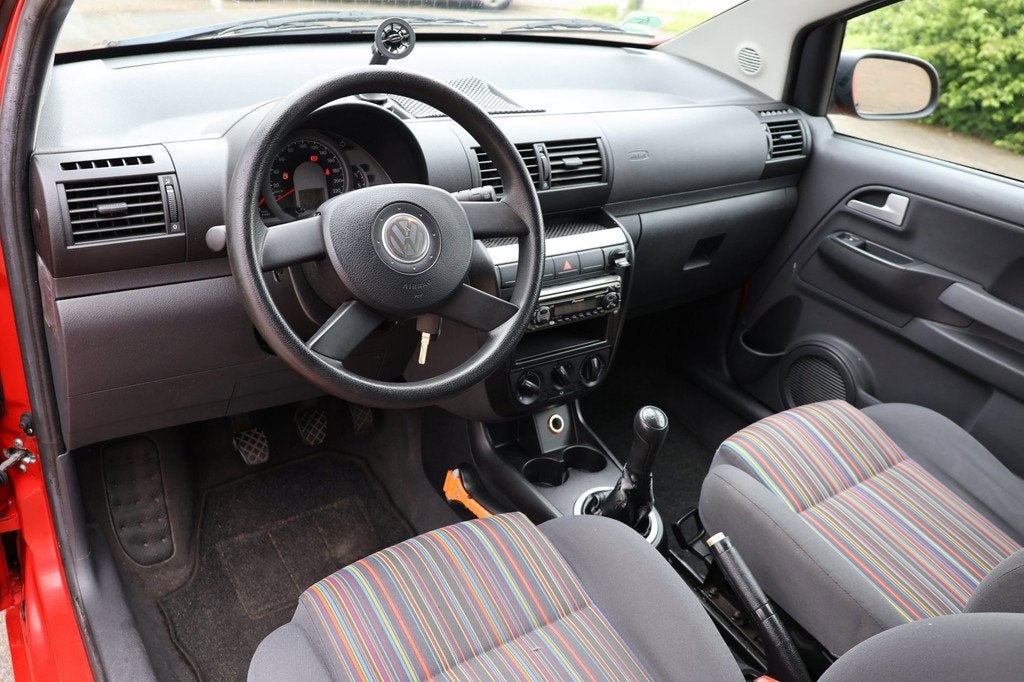 Volkswagen Fox 1.2 Trendline, Auto's, Volkswagen, Voorwielaandrijving, Airbags, Stof, Zwart