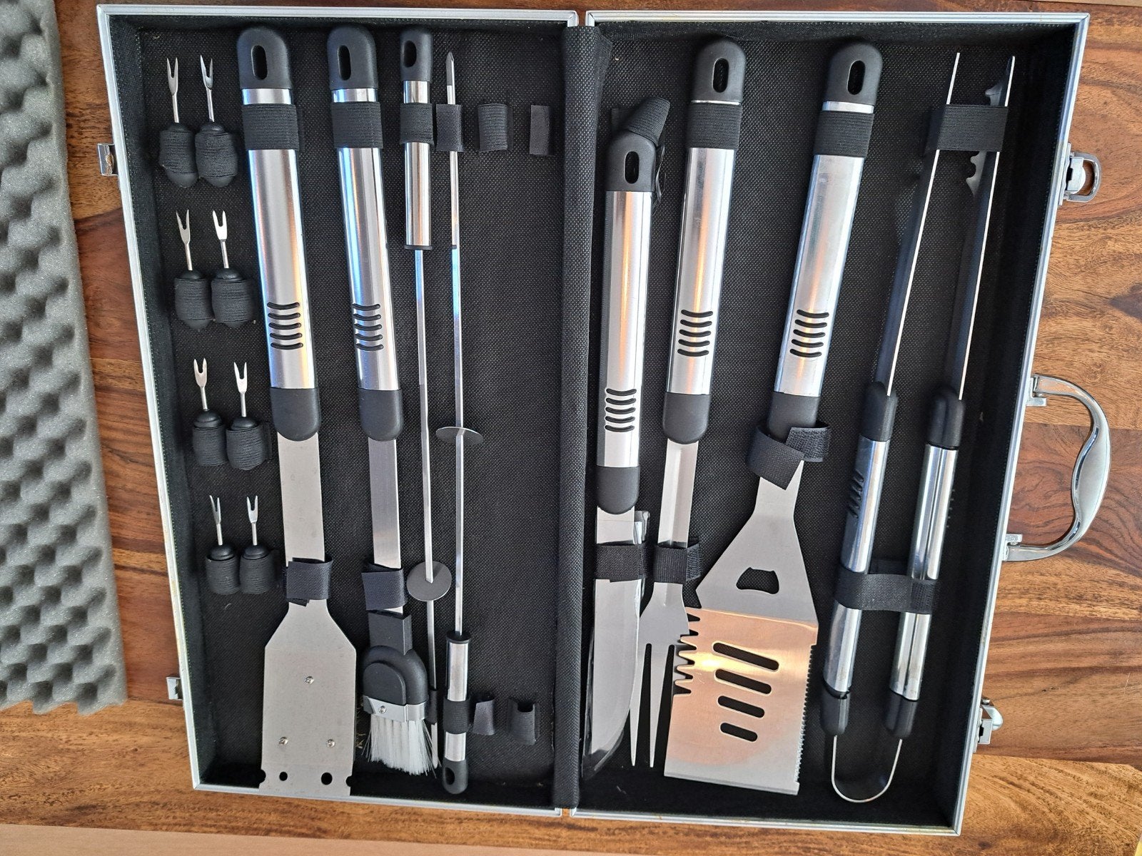barbecue set, Ophalen of Verzenden, Zo goed als nieuw