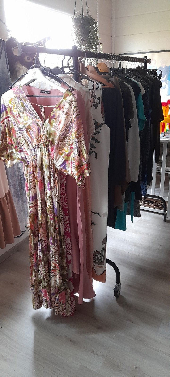 Diverse Dameskleding - Jassen, Jurken, Broeken en meer, Kleding | Dames, Diverse merken, Meerkleurig, Knielengte, Gedragen