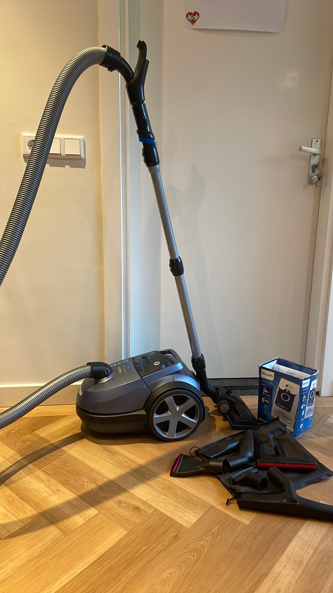 Philips stofzuiger Performer Silent,  opzetstukken en zakken, Stofzak, Stille werking, Philips, Ophalen of Verzenden