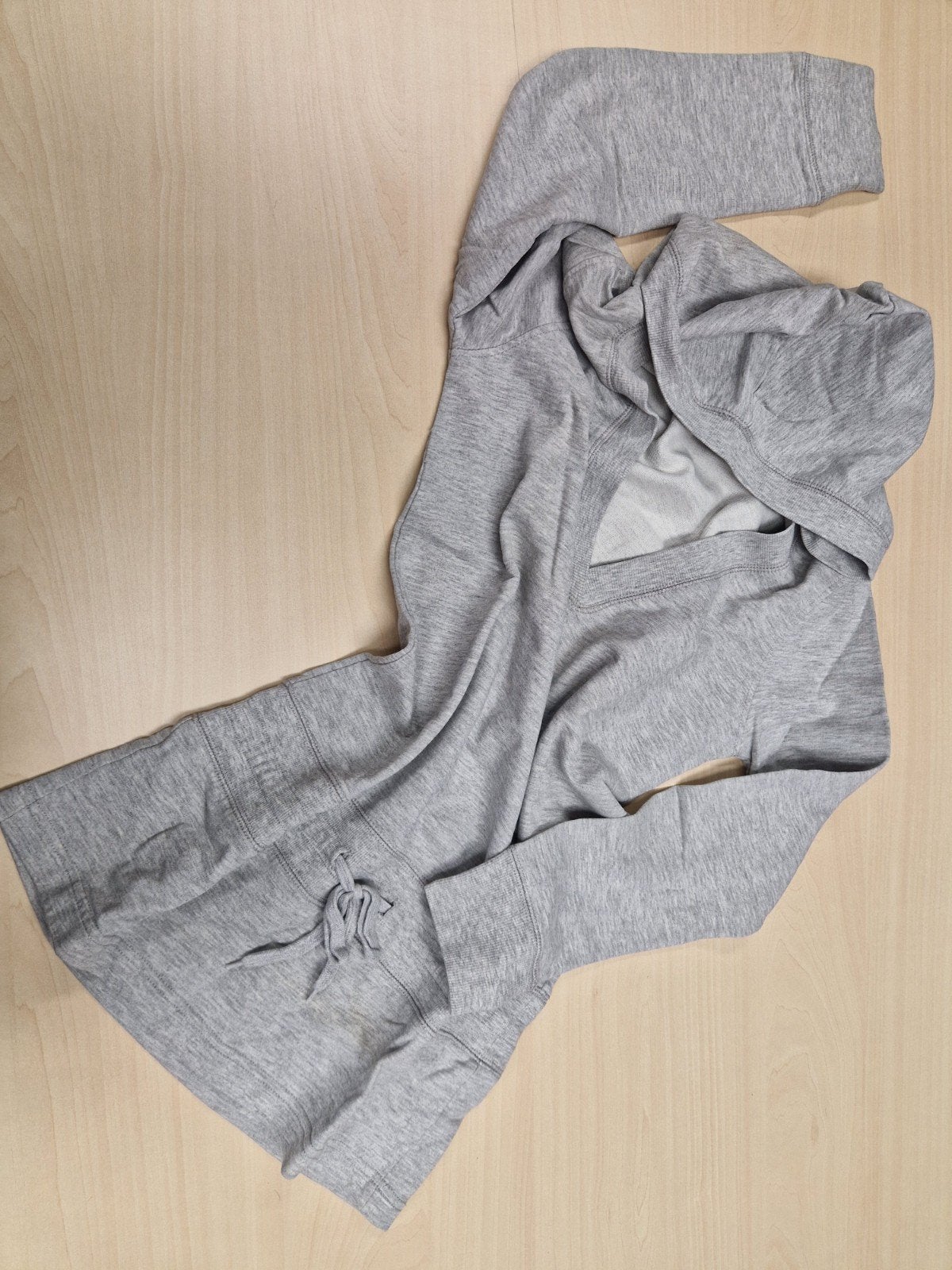 Grijze hoodie, iets langer model - Maat XS, Kleding | Dames, H&M, Ophalen of Verzenden, Zo goed als nieuw, Maat 34 (XS) of kleiner