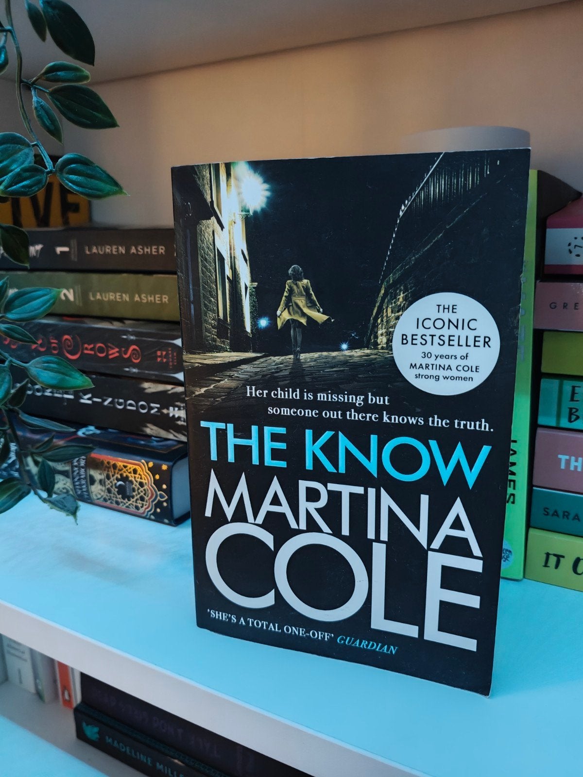 Martina Cole - The Know (Engels), Ophalen of Verzenden, Nieuw, Martina Cole