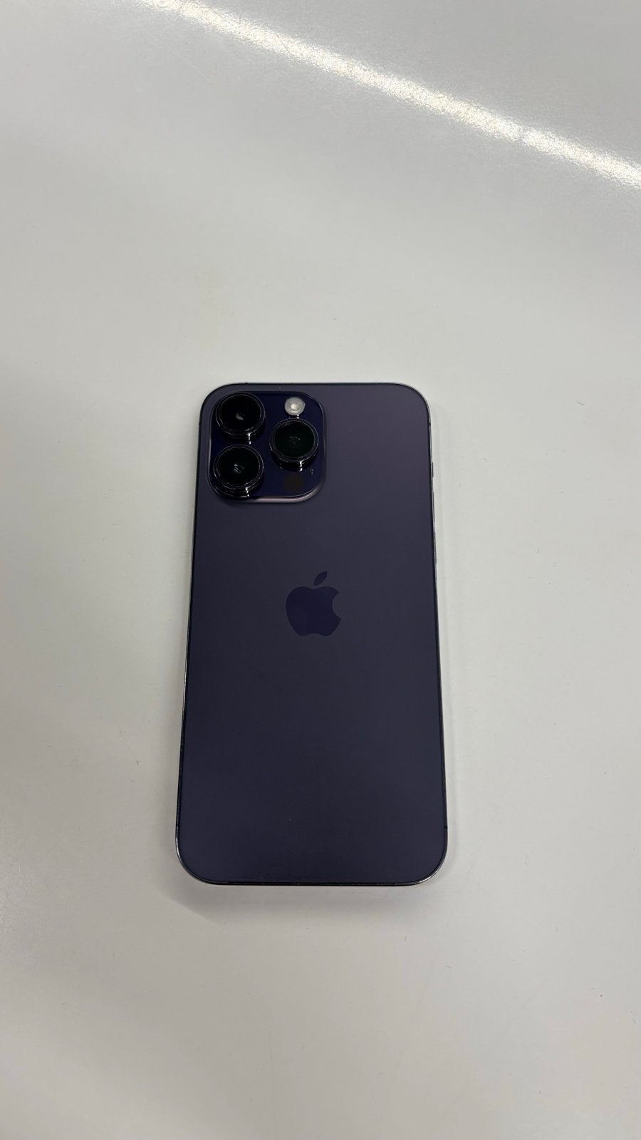 Foto 6 van iPhone 14 Pro Max 128GB Paars - Batterij 82%