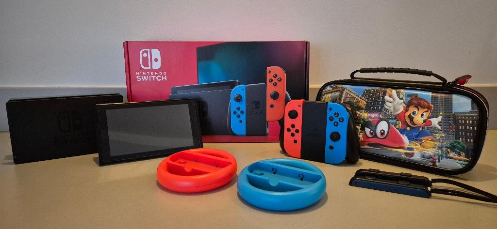 Complete Nintendo Switch v2 met Kirby, Minecraft & extra's, Spelcomputers en Games, Spelcomputers | Nintendo Switch, Switch 2019 Upgrade