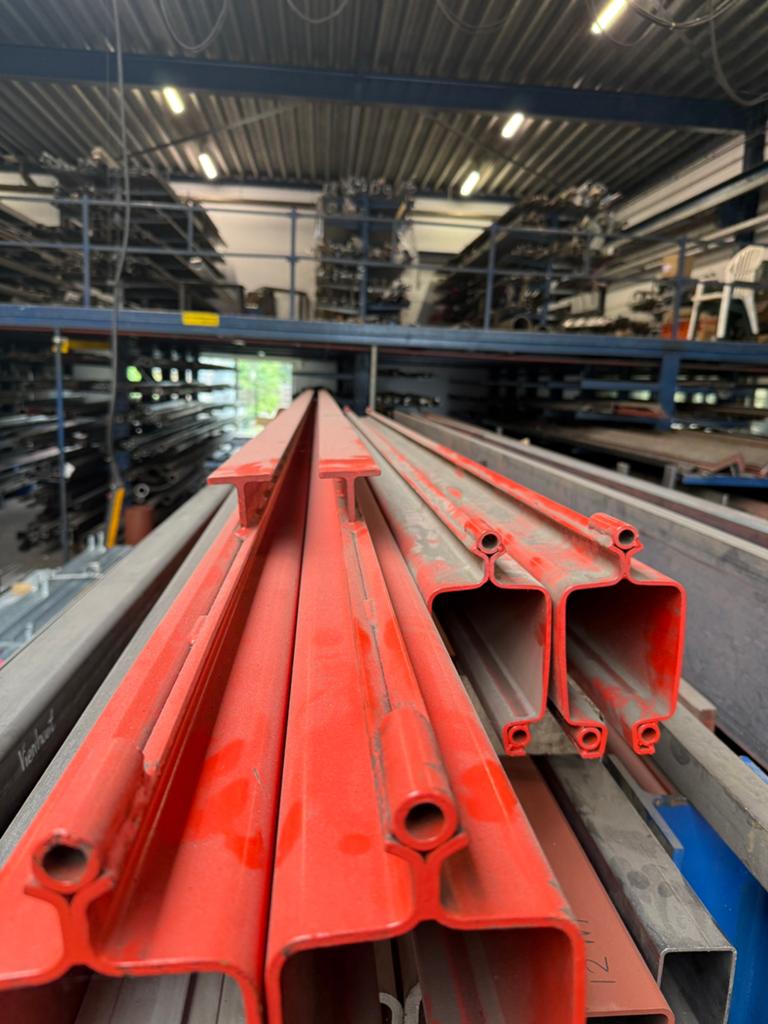 Kbk- rails demag, Ophalen