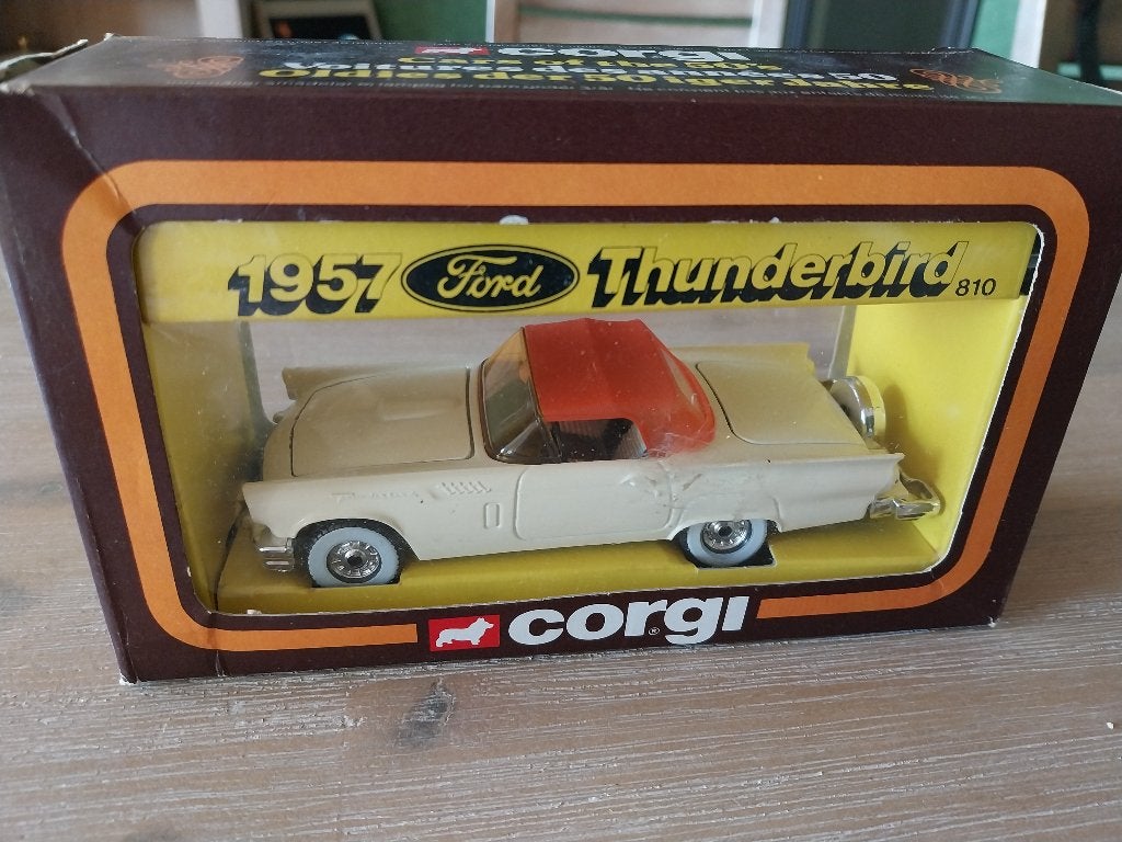 Corgi ford thunderbird, Hobby en Vrije tijd, Modelauto's | 1:43, Nieuw, Auto, Corgi, Ophalen of Verzenden