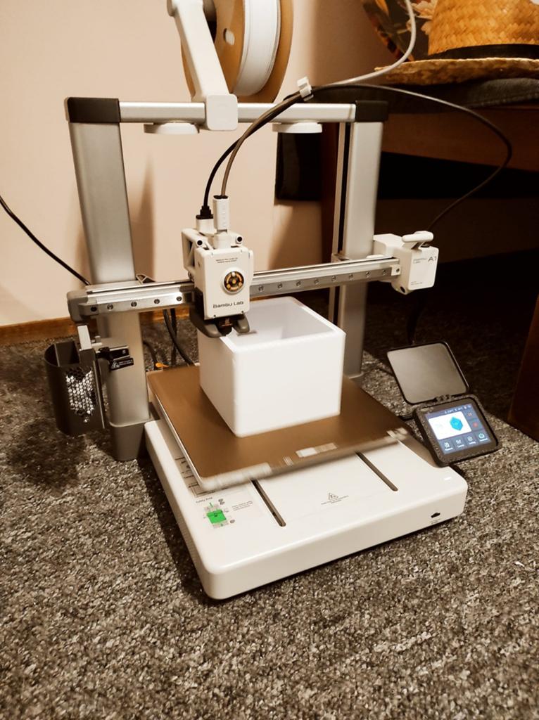 Bambu Lab A1 + Filamenten, Computers en Software, 3D Printers, Ophalen, Bambulab A1, Ingebouwde Wi-Fi, Zo goed als nieuw