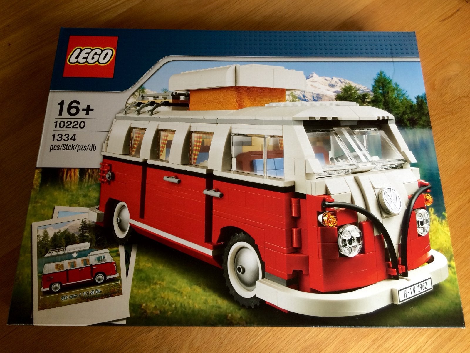 Nieuw in doos LEGO 10220 Volkswagen T1 Camper Van, Lego, Nieuw, Ophalen of Verzenden, Inclusief doos