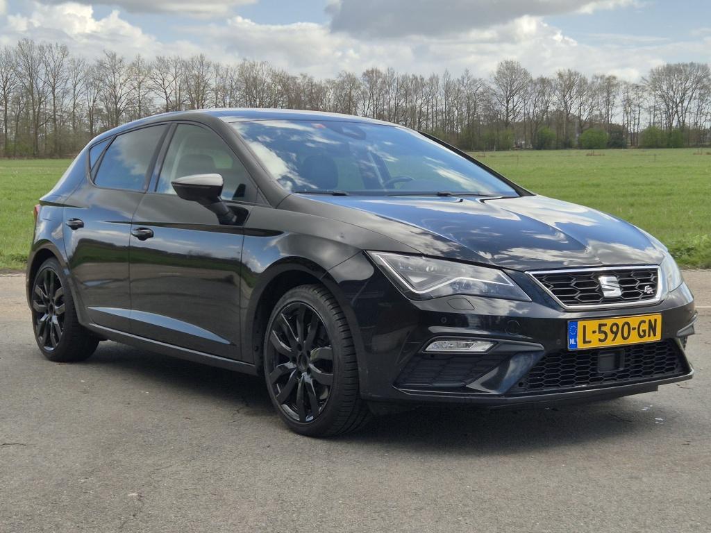 SEAT Leon 1.8 TSI FR BnsI.| Panoramadak | navi | Leder| came, Auto's, Voorwielaandrijving, Gebruikt, 4 cilinders, Zwart