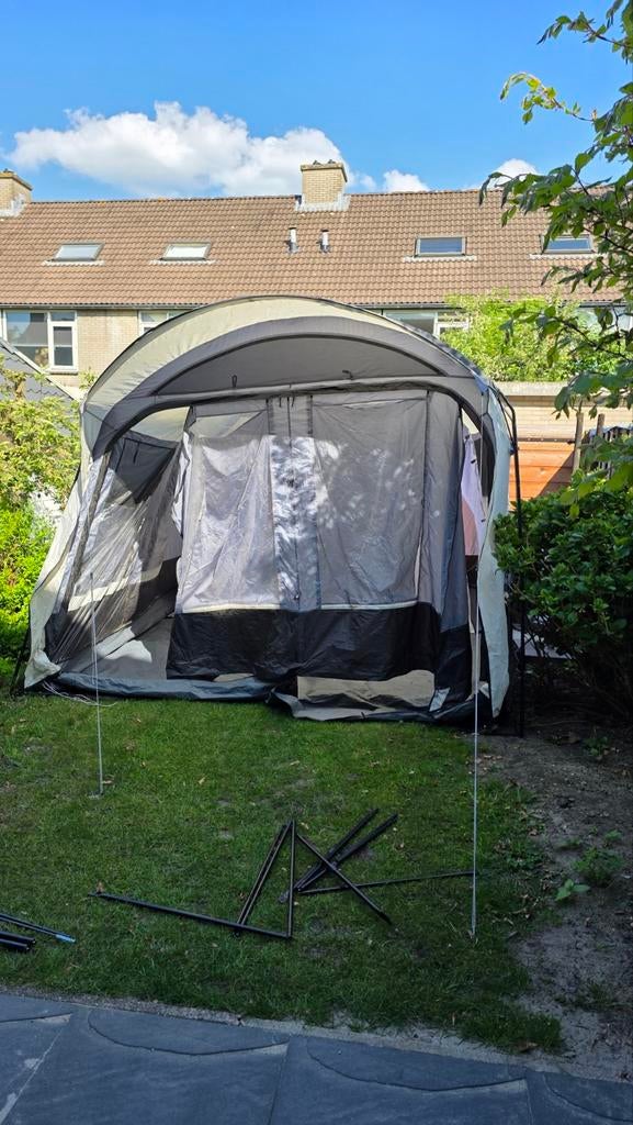 Obelink Living Tunnel Tent 4 Personen - Ruim en Comfortabel, Caravans en Kamperen, Tenten, Ophalen, Gebruikt, Tot en met 4
