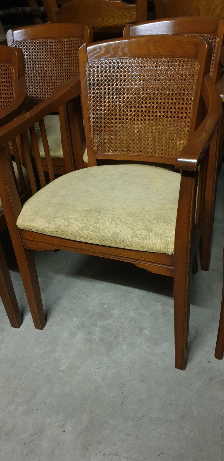 4 kersenhouten eetkamer armstoelen met rotan rugleuning, Ophalen