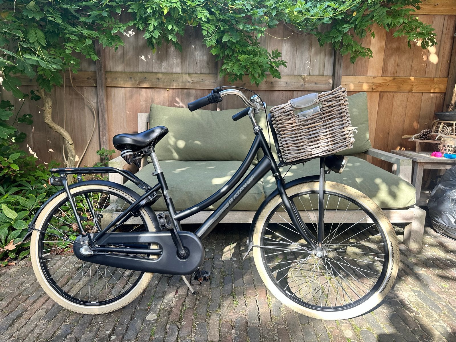 Batavus meisjesfiets 24 inch, Ophalen, Terugtraprem, Handrem, Gebruikt