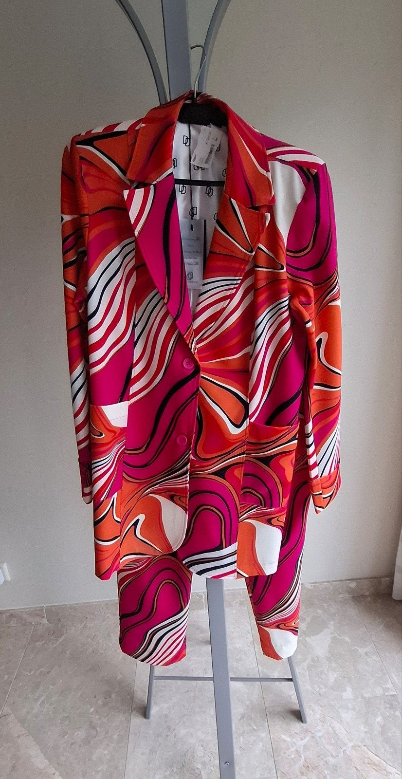 Donna Dura Nieuw Pak - Blazer en Broek - Feest Casual, Maat 38/40 (M), Meerkleurig, Ophalen of Verzenden, Lang