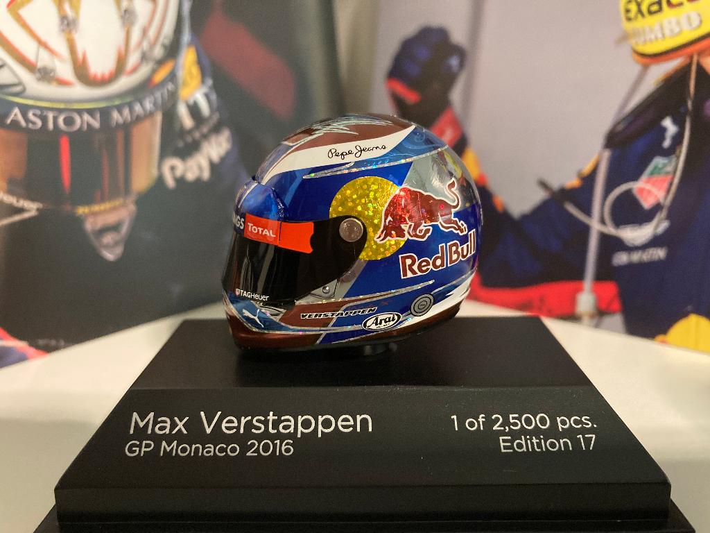 ✅ Max Verstappen 1:8 helm 2016 Monaco editie 17 fanshop, Verzamelen, Automerken, Motoren en Formule 1, Ophalen of Verzenden, Nieuw