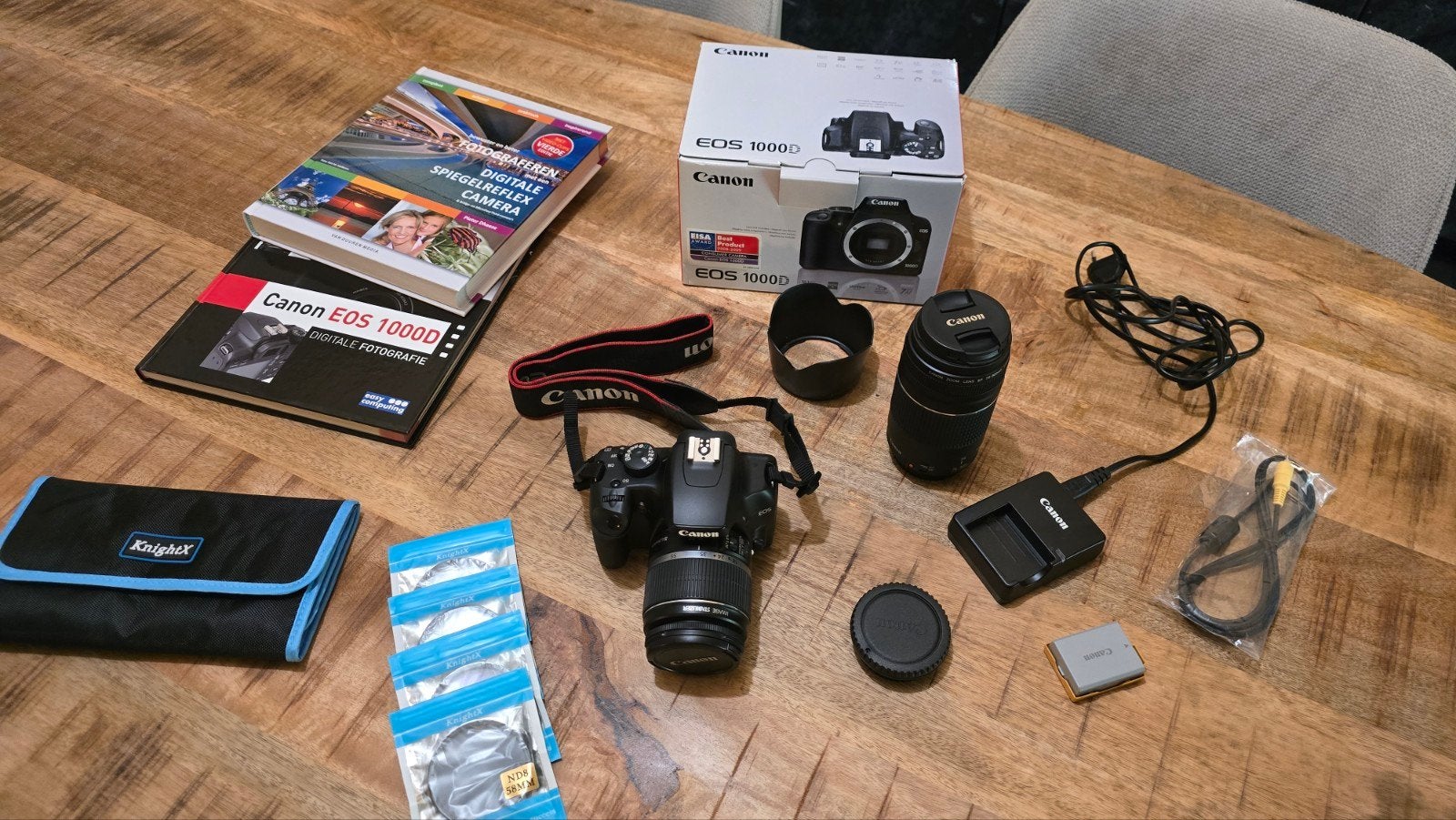 Canon EOS 1000D complete startersset | 18-55 IS | 75-300 |, Ophalen, Gebruikt, Spiegelreflex, 10 megapixels