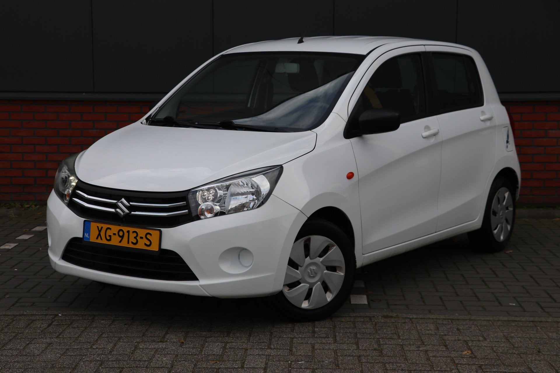 Suzuki Celerio 1.0 Comfort airco | (bj 2019), Auto's, Gebruikt, Euro 6, 400 kg, Origineel Nederlands