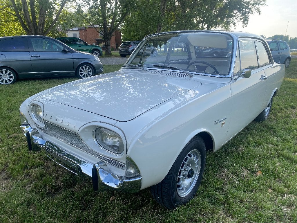 Ford Taunus 17M Super P3 (1964)  2-deurs 30000 km Topstaat, Auto's, Achterwielaandrijving, Overige modellen, Overige bekleding