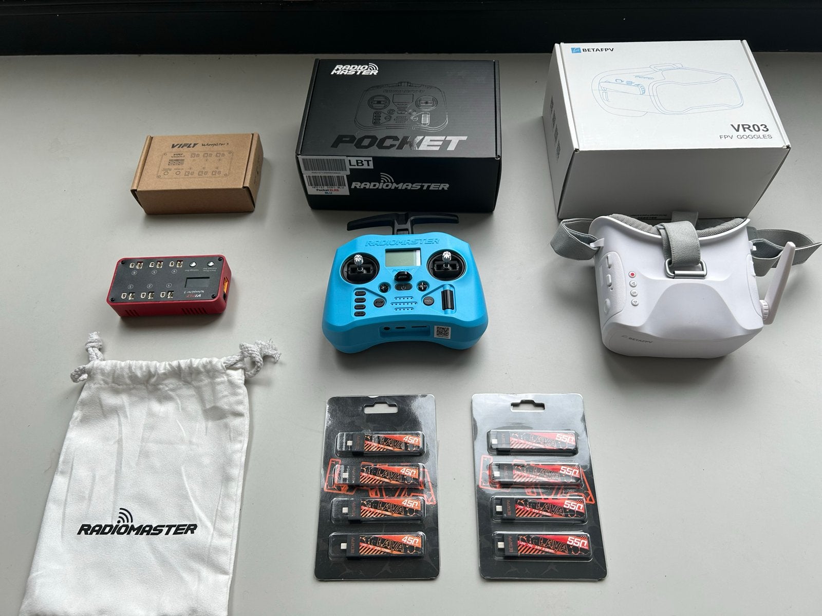 FPV Drone control set, Radiomaster met Goggles en Accu's, Ophalen of Verzenden, Zo goed als nieuw