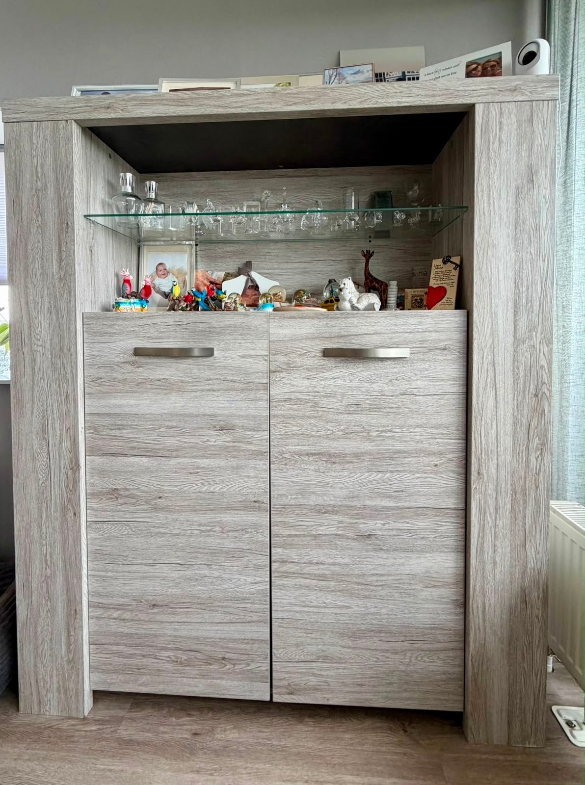 Complete Woonkamerset: Dressoir, Vitrinekast & Eettafel, Huis en Inrichting, Ophalen, Zo goed als nieuw, 200 cm of meer, Met lade(s)