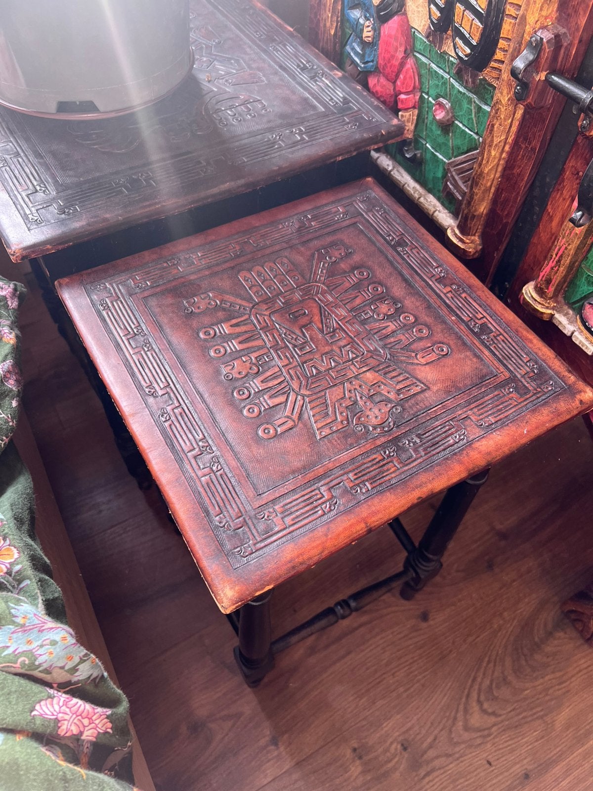 Angel pazmino nestling table. Leer., Ophalen of Verzenden