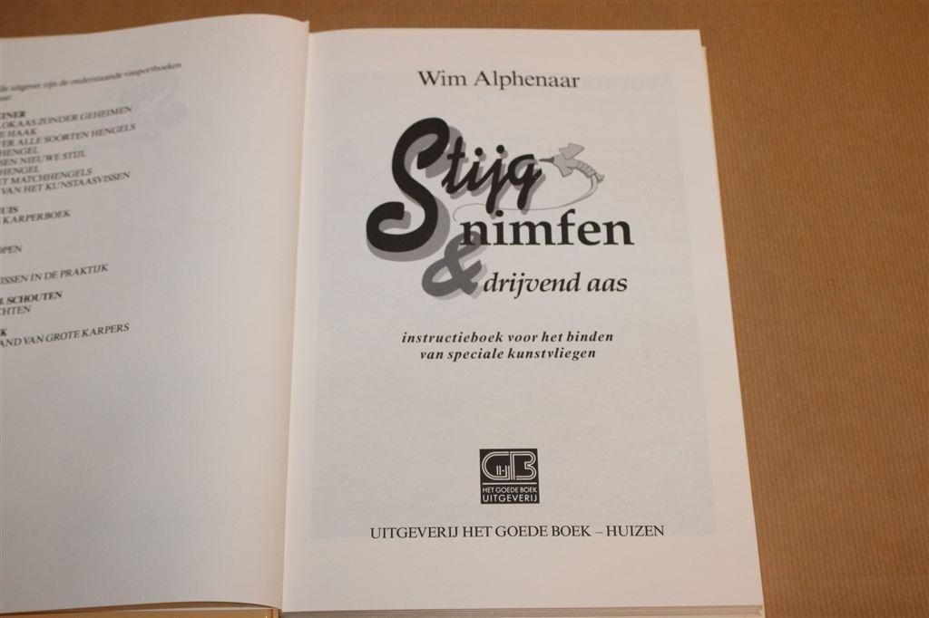 Stijgnimfen & Drijvend Aas — Alphenaar — Kunstvliegen, Ophalen of Verzenden, Gelezen, Watersport en Hengelsport