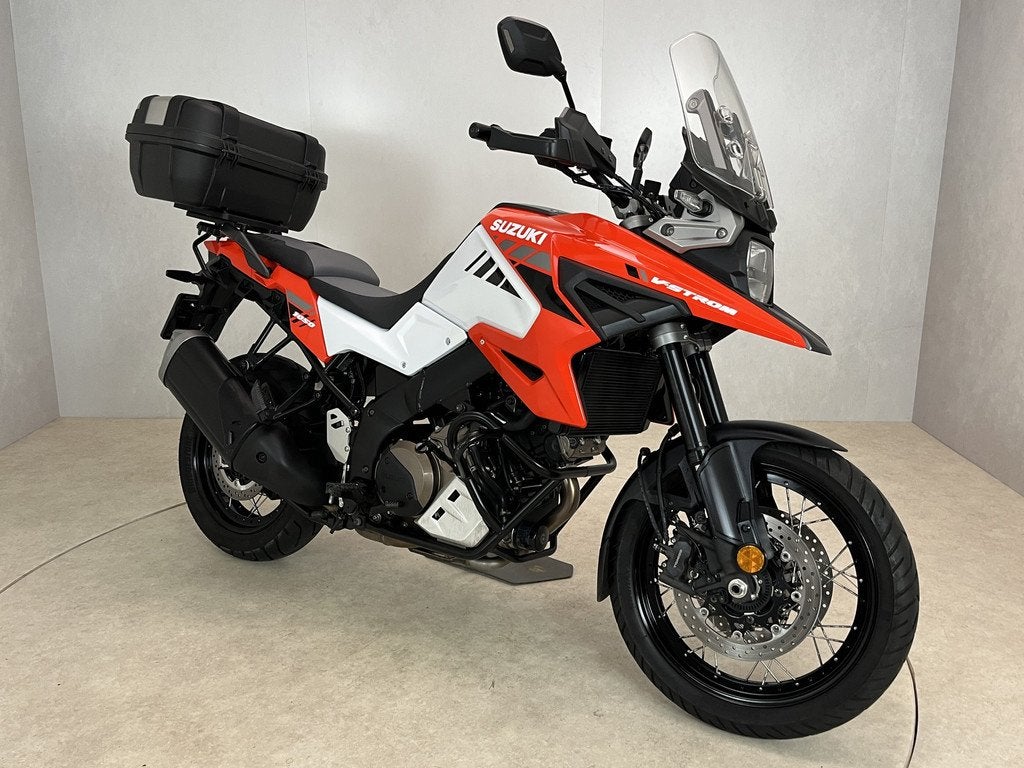 Suzuki V-Strom 1050XT (bj 2020), Suzuki B.V. Nimag, Lange Dreef 12
4131 NH  VIANEN, Bedrijf, Klantenservice@suzuki.nl
