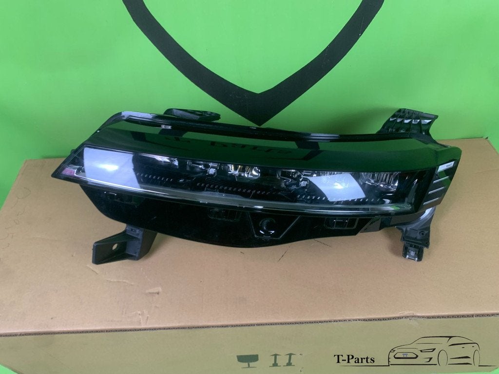renault megane E-tech koplamp links 260607213R, Info@fabrikant.eu, Renault, Ophalen of Verzenden, Fabrikantstraat 1
1000 AA  Amsterdam