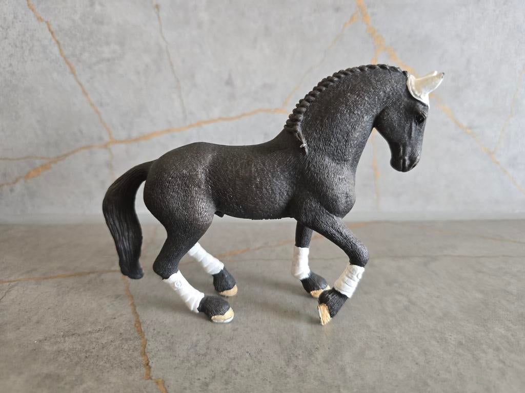 Schleich Friese Hengst, Ophalen of Verzenden, Zo goed als nieuw, Paard, Beeldje of Figuurtje