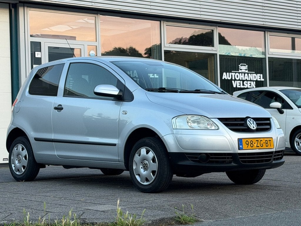 Volkswagen Fox 1.4 Trendline Airco, Auto's, Volkswagen, Voorwielaandrijving, 4 stoelen, Origineel Nederlands, Bedrijf