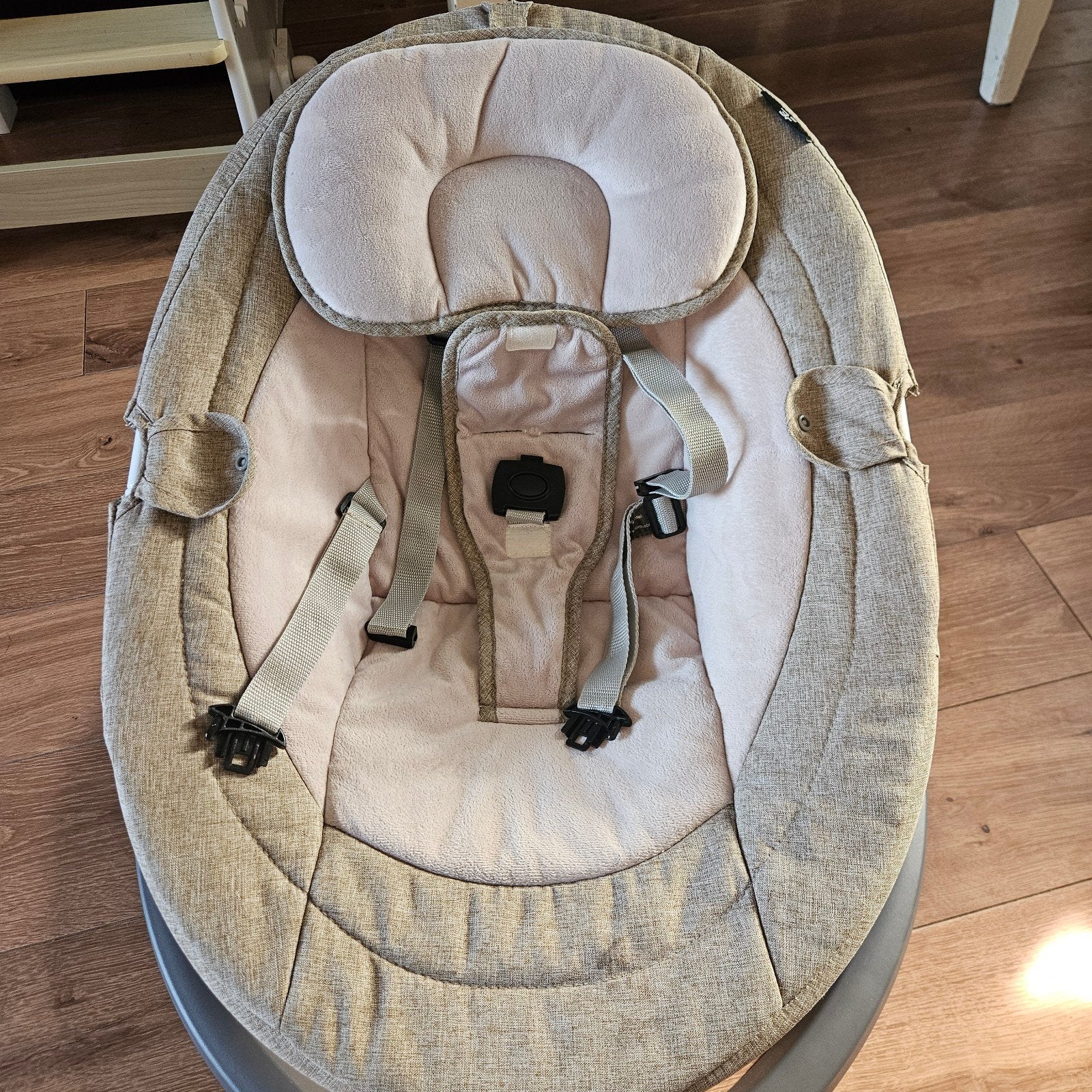 Baby schommelstoel (lader ontbreekt), Kinderen en Baby's, Overige merken, Gebruikt, Schommelstoel, Met gordel(s) of riempje(s)