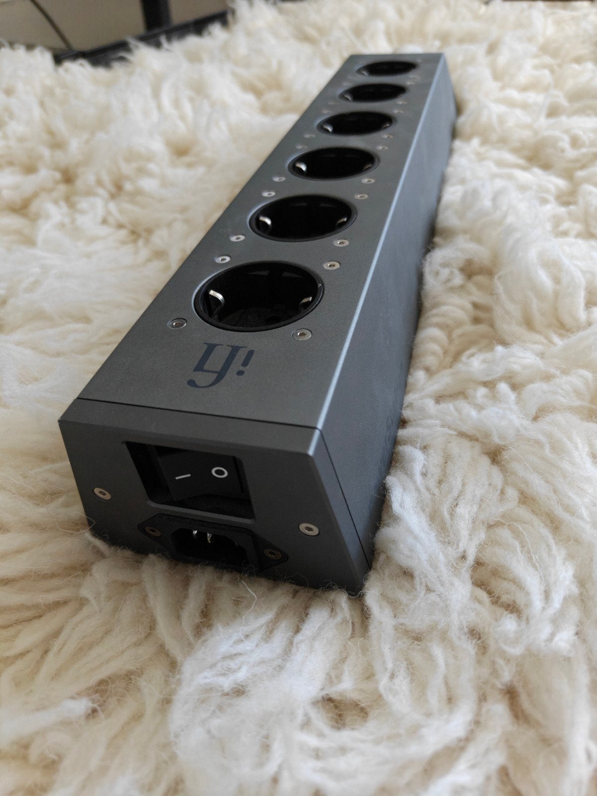 iFi PowerStation - audio stekkerdoos & iFi Groundhog+, Ophalen of Verzenden, Zo goed als nieuw, Minder dan 2 meter, Overige kabels