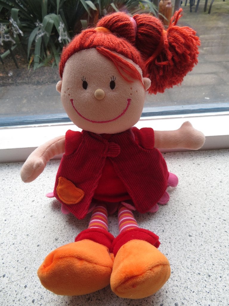 Pop merk Lilliputiens meisje met oranje bruin kapsel staart, Gebruikt, Overige typen, Ophalen of Verzenden, Middelgroot (20 tot 80 cm)