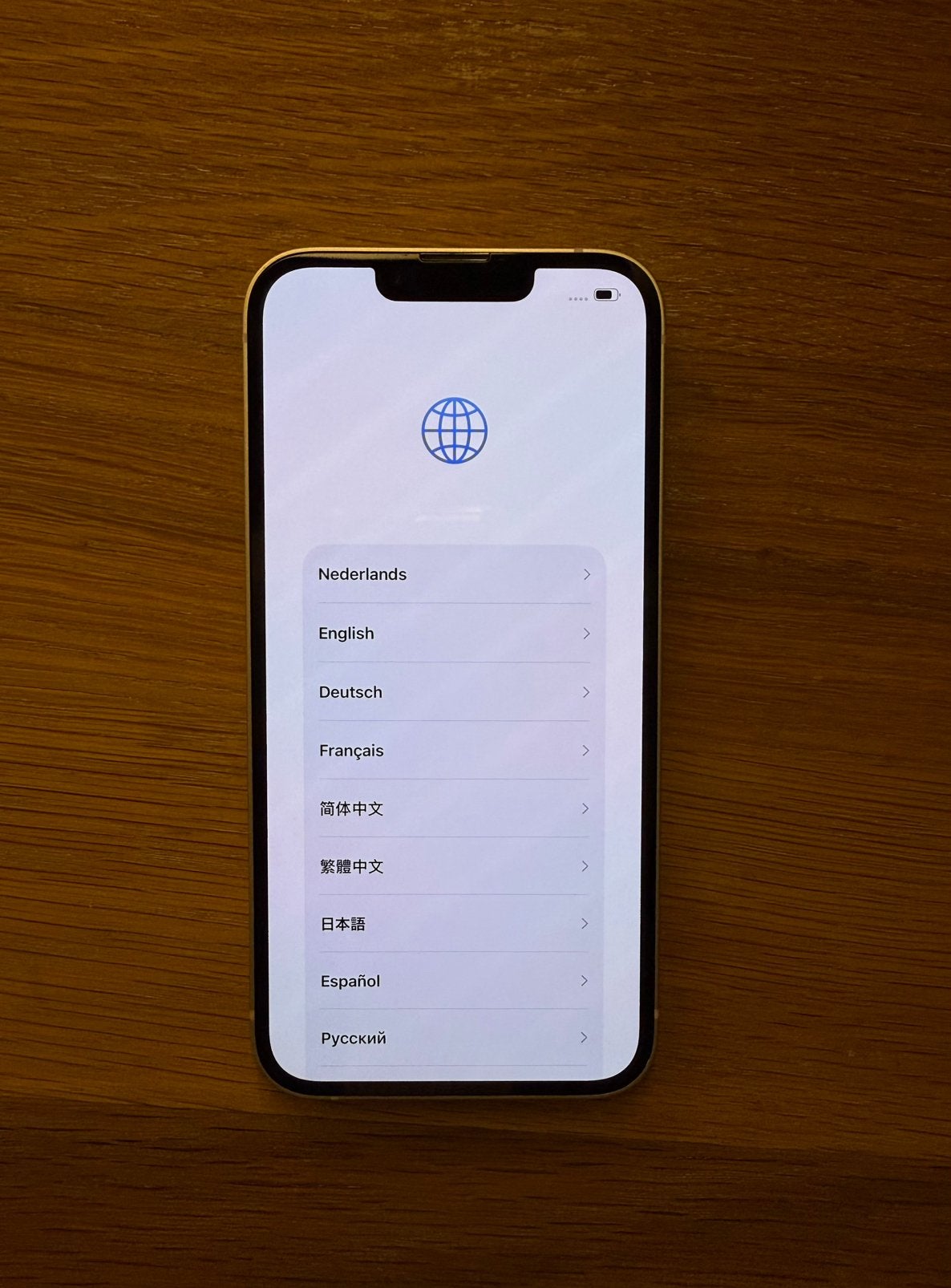 Foto 4 van iPhone 13 128GB Lichtroze – Krasvrij, 100% Batterij