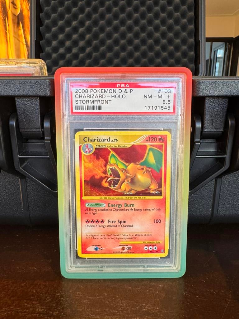 Charizard Holo Stormfront PSA 8.5 Pokémon Kaart, Ophalen of Verzenden, Zo goed als nieuw, Losse kaart, Foil