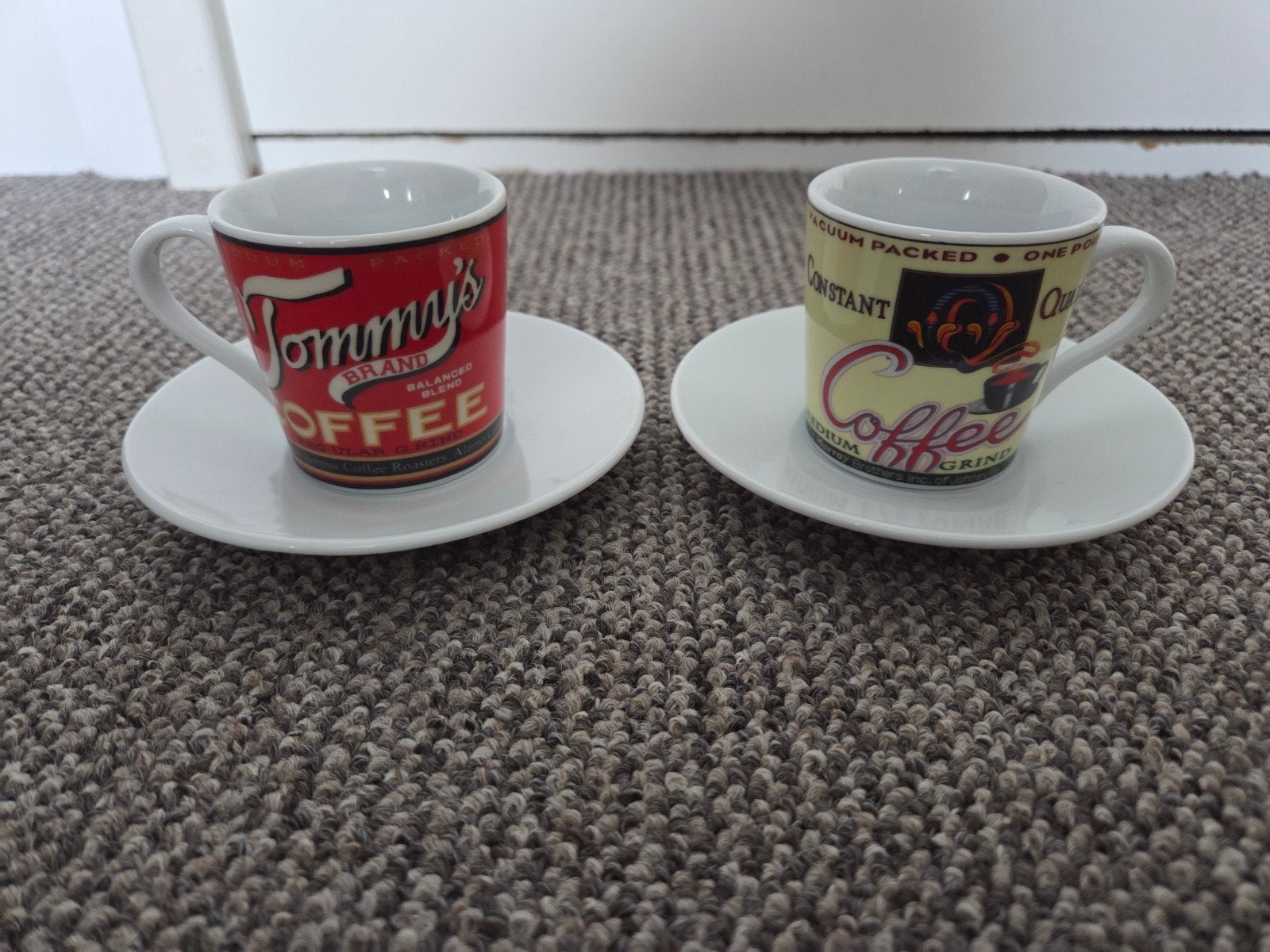Twee espresso kopjes L. Dake & Zn. - Vintage design, Huis en Inrichting, Keuken | Servies, Overige merken, Keramiek, Vintage, Ophalen of Verzenden