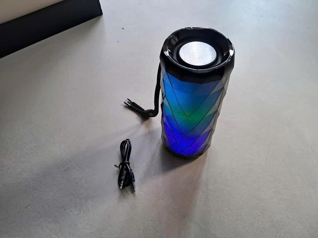 Znivrb Bluetooth Speaker met LED-verlichting, Audio, Tv en Foto, Luidsprekers, Overige merken, Overige typen, Ophalen of Verzenden
