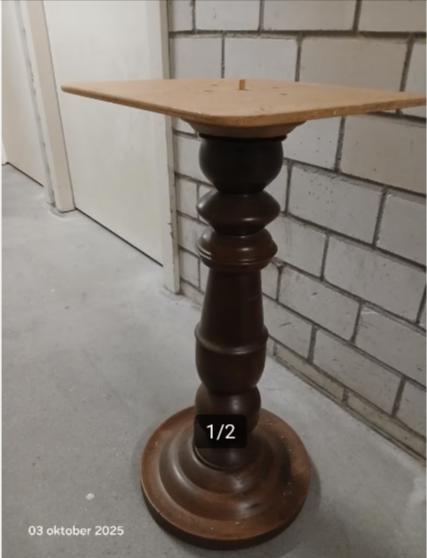 Twee kantkloskussen poten, Ophalen, Gebruikt, Overige typen