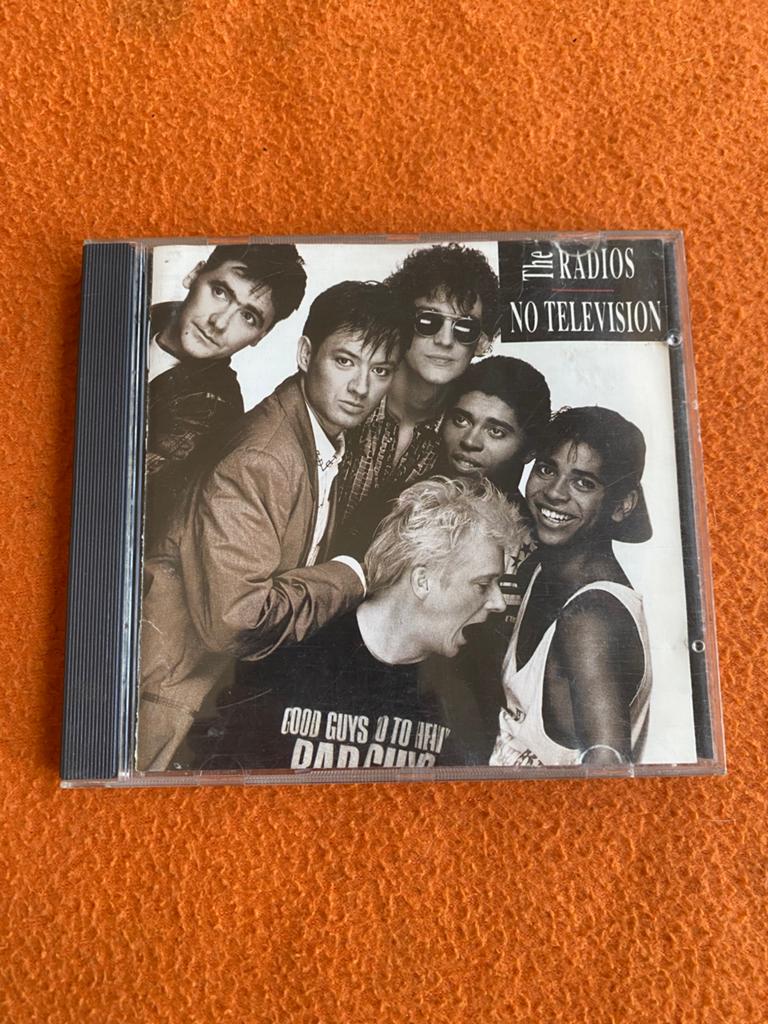 The Radios ( Bart Peeters / Lademacher ), Ophalen of Verzenden, Zo goed als nieuw