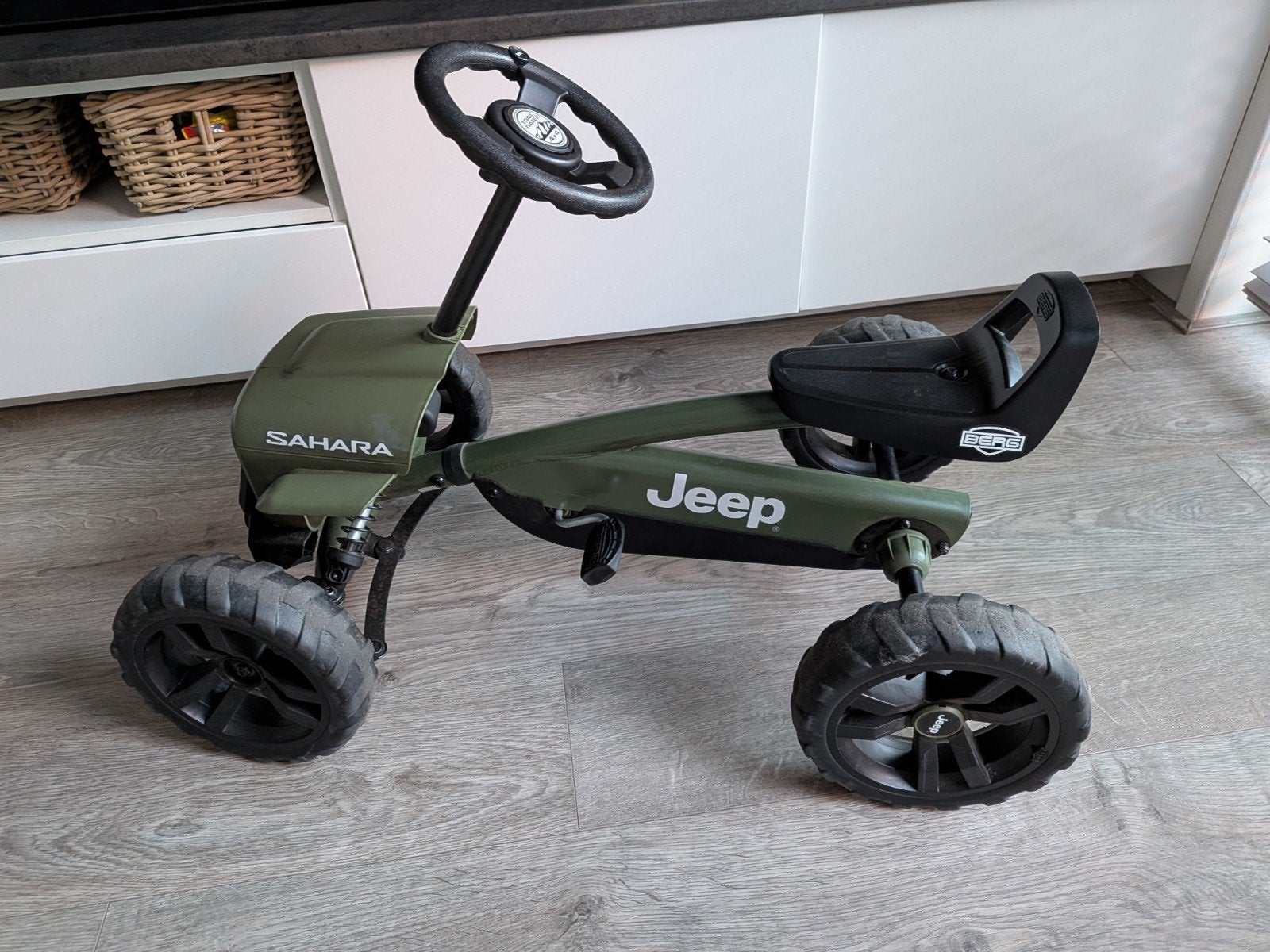 BERG Jeep Buzzy Sahara skelter - Groen, Ophalen, Gebruikt, Trapvoertuig