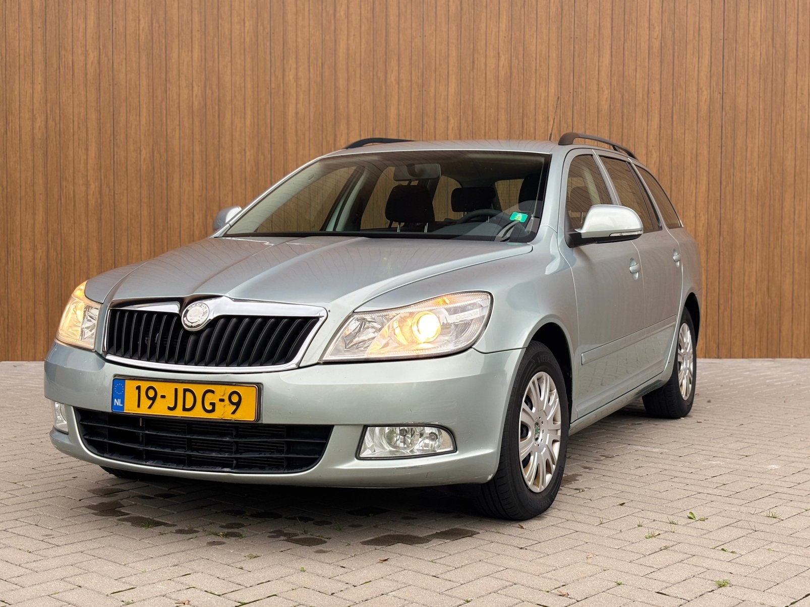 Skoda Octavia 1.4 TSI 90KW Combi NIEUWE KETTING, Auto's, Voorwielaandrijving, 4 cilinders, 122 pk, Origineel Nederlands