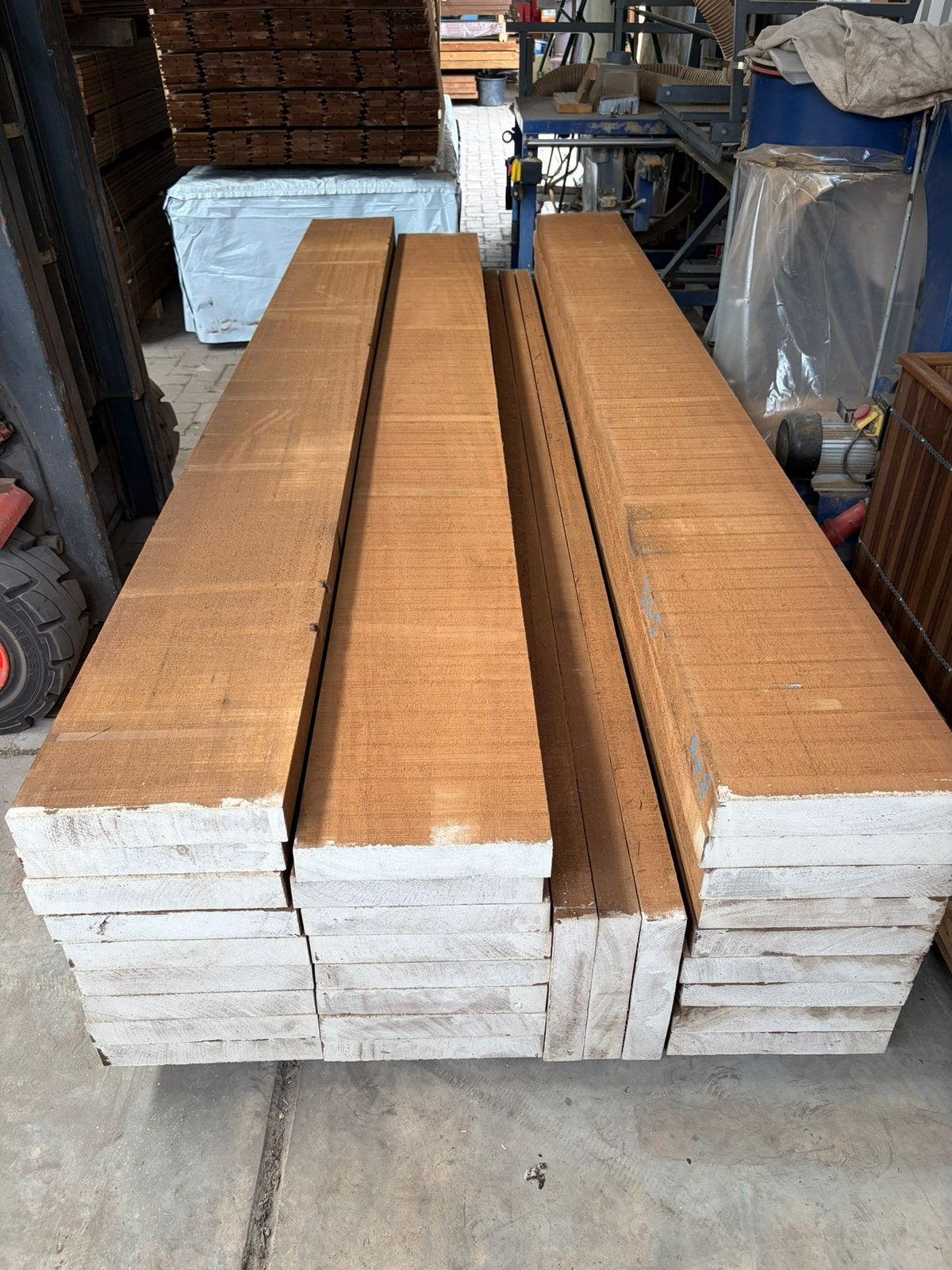 Thermo Ayous ruwe planken, Minder dan 25 mm, Ophalen of Verzenden, Zo goed als nieuw, Plank